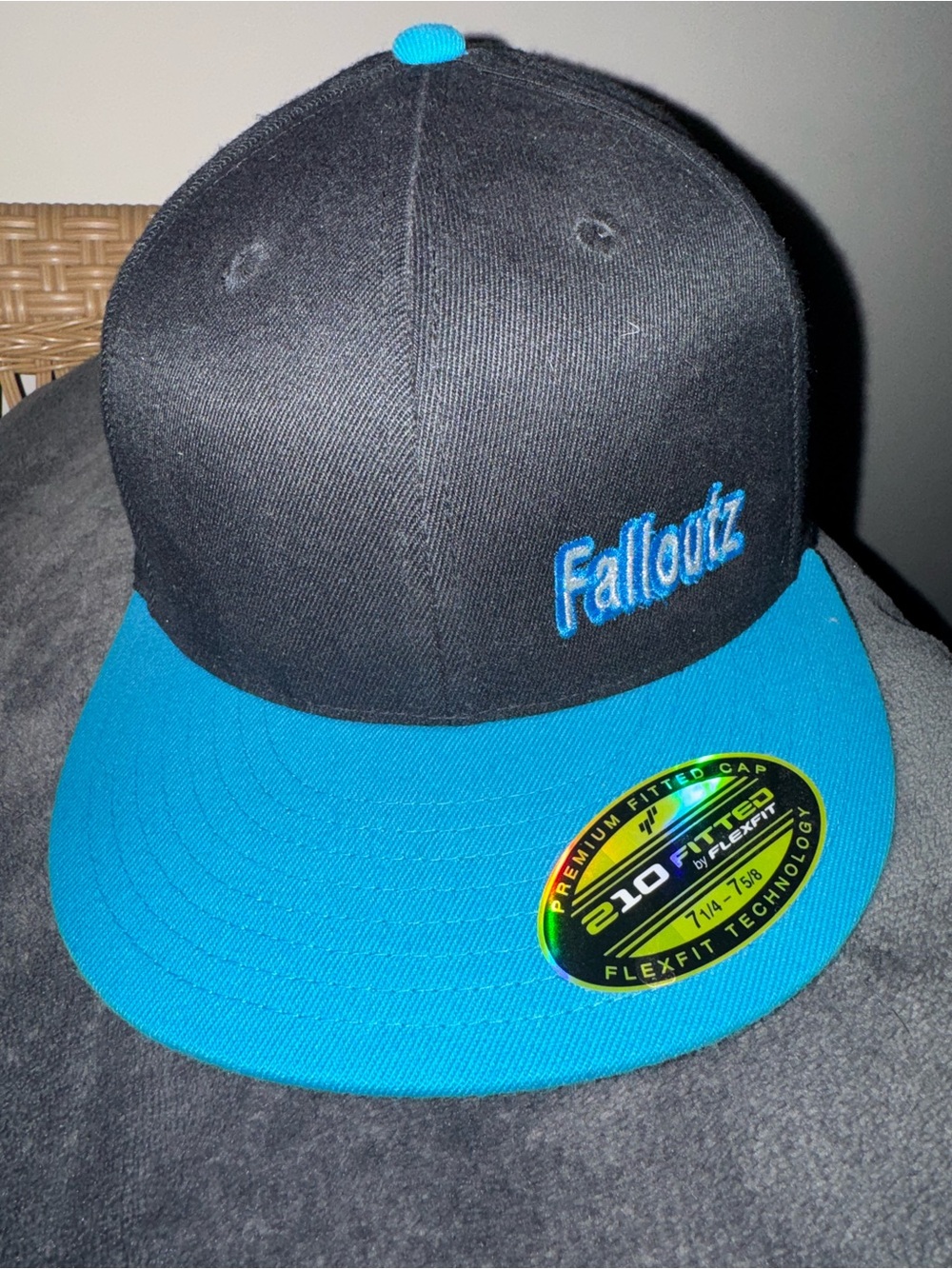Lids Black Fitted Cap with White Logo Accents